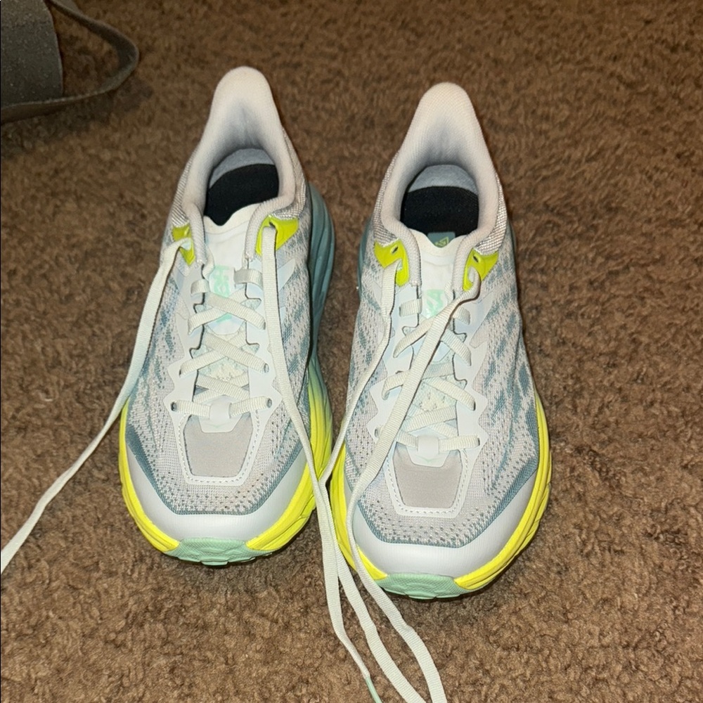 Hoka Speedgoat 5